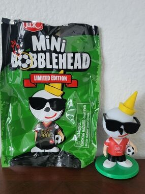 Jack in the Box Mini Bobblehead – Hot Ones Series (REVEALED CANADA)